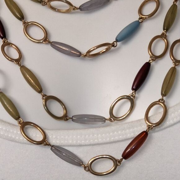 Vintage layered multi clear colored long bead necklace - Picture 7 of 12